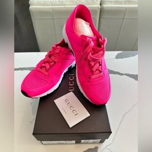 Brand New Gucci Neon sneakers